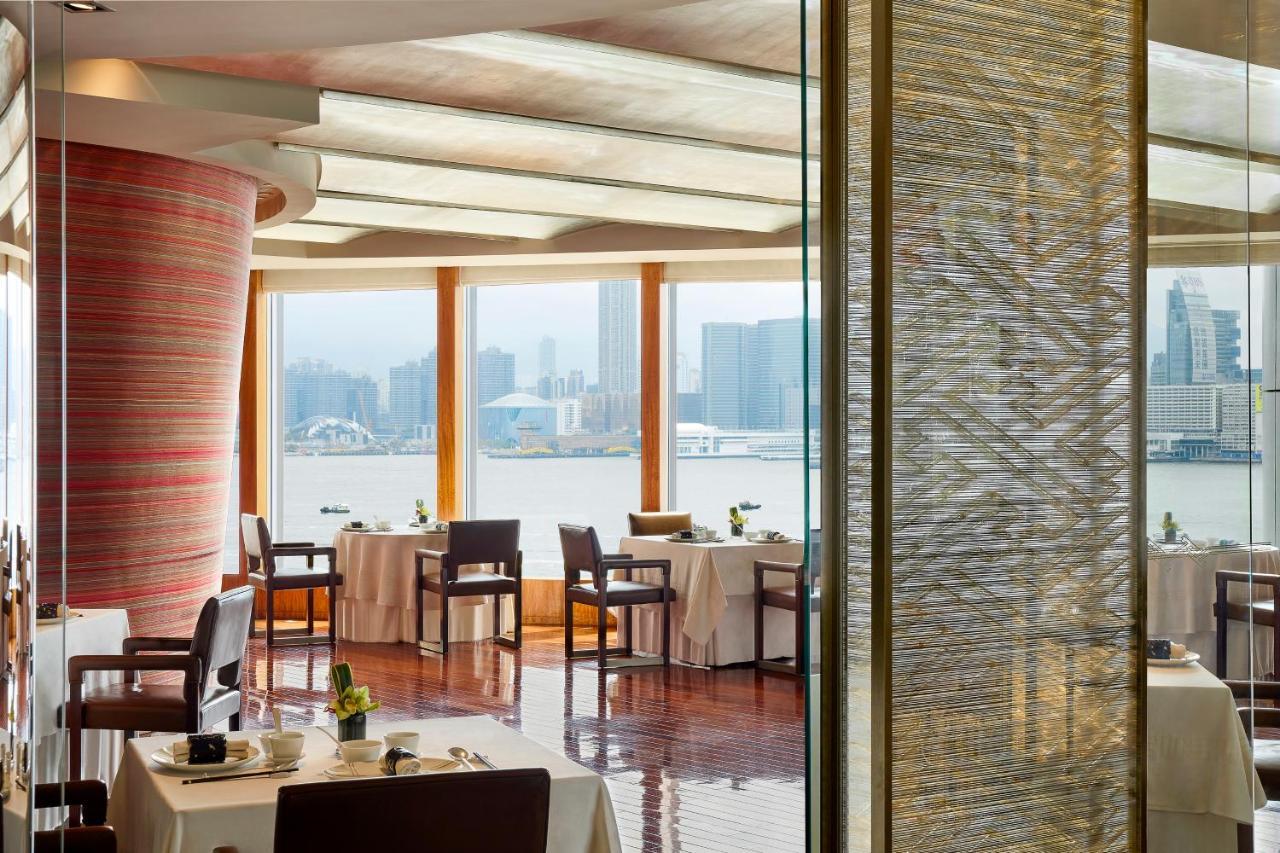 Four Seasons Hotel Hong Kong Ngoại thất bức ảnh